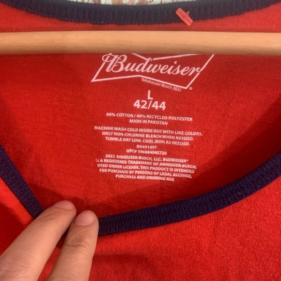 Men’s red Budweiser tank top - Picture 3 of 5
